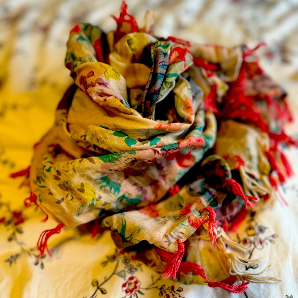 Square scarf
